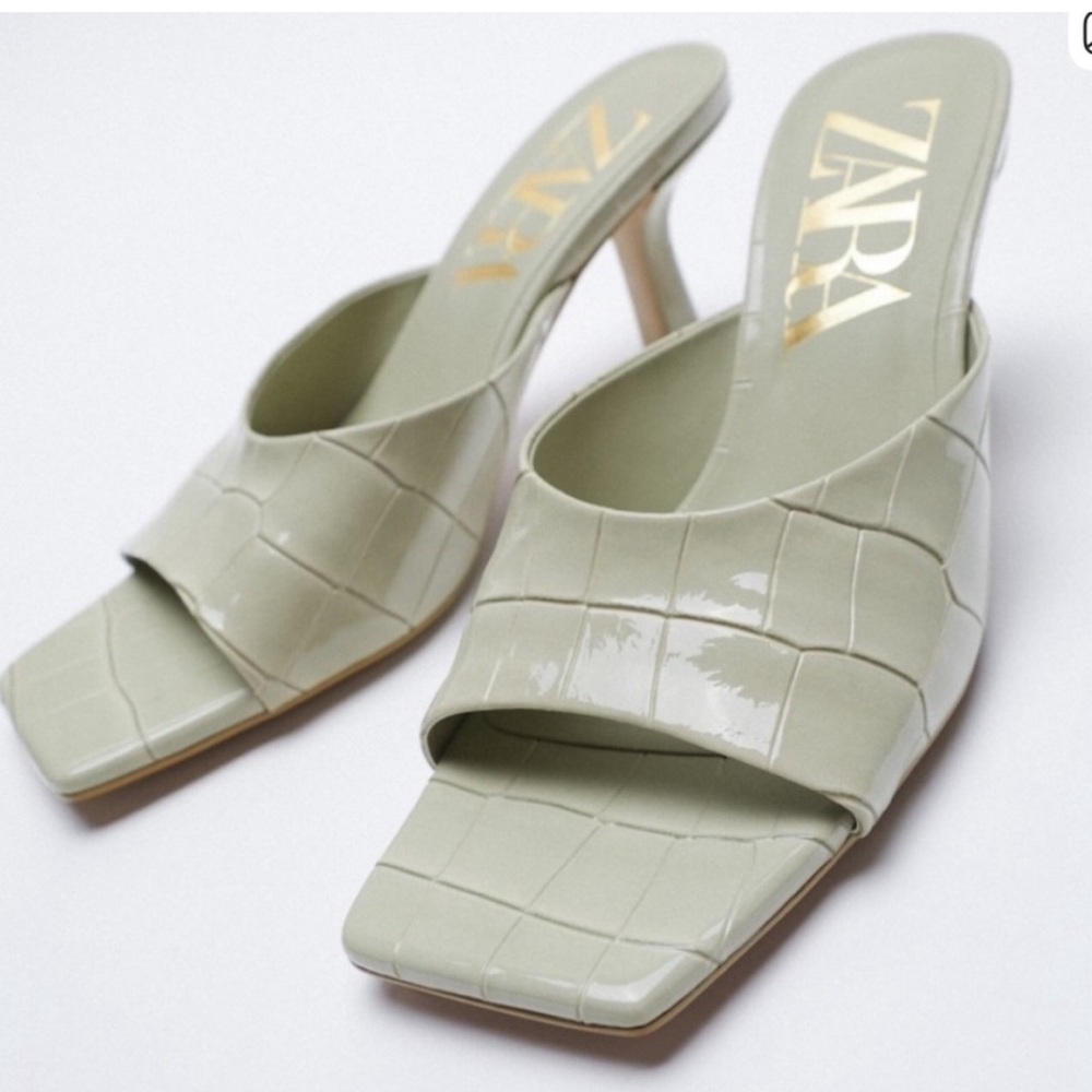 Zara Women's Sage Croc-Embossed Mules Size 5 US women’s